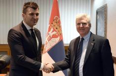 Dalje unapređenje saradnje sa SAD 