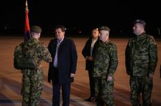 Министар Гашић дочекао припаднике Војске Србије из Либана 