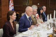Sastanak ministra Gašića sa ministrom odbrane Mađarske