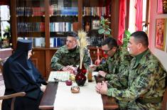 Members of Serbian Armed Forces donate humanitarian aid