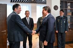 Sastanci ministra odbrane sa akreditovanim ambasadorima u Srbiji 