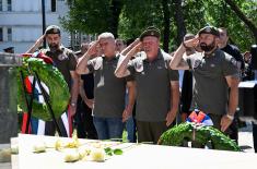 Delegacija Ministarstva odbrane i Vojske Srbije položila venac na Spomenik herojima sa Košara