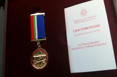 Ministru Đorđeviću uručena Medalja za jačanje vojne saradnje sa Belorusijom