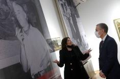 Minister Stefanović visits art exhibition “Lubarda – One Story“ at Central Military Club