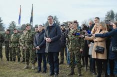 Председник Вучић: Задовољан сам опремањем Војске Србије 