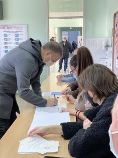 Minister Stefanović Called upon the Citizens to Circle YES at Today’s Referendum 