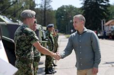 Minister Stefanović visits Kraljevo-based artillery units equipped with modernized assets 