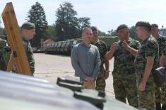 Minister Stefanović visits Kraljevo-based artillery units equipped with modernized assets 