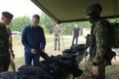 Minister Stefanović attends training conducted by river commandos serving in “Griffins“ Battalion