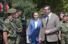 President Vučić: We will continue to strengthen armed forces and defence industry