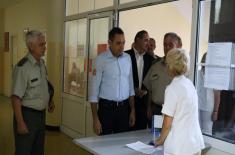 Ministar Vulin: Građani Srbije imaju poverenja u vojno zdravstvo