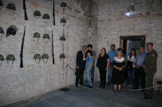 Family members of fallen Yugoslav Army members visit exhibition ‘Defence 78’