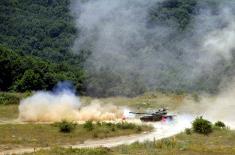 Minister Vulin and General Mojsilović at Preparation for “Tank Biathlon”