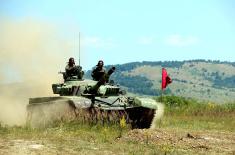 Minister Vulin and General Mojsilović at Preparation for “Tank Biathlon”