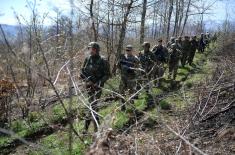 General Janicijevic and Harris paid a visit to the joint patrol in the Ground Safety Zone