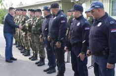 Defence Minister on the border with the Republic of Macedonia 