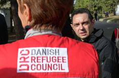 Minister Vulin and EU Commissioner Stylianides visit Obrenovac temporary reception centre