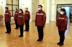  Military service medals to the doctors of the Chinese medical team