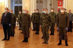  Military service medals to the doctors of the Chinese medical team