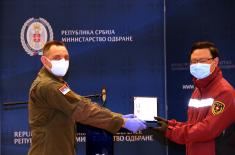  Military service medals to the doctors of the Chinese medical team