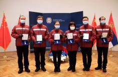 Vojne spomen-medalje lekarima medicinskog tima iz Kine