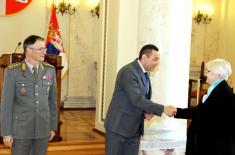 Minister Vulin: Ministry of Defence and Serbian Armed Forces take care of their members