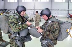 Serbian and American Paratroopers Carried Out the Jumps