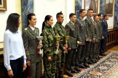 Ministar Vulin: Vojska razvija takmičarski duh