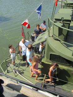 Otvoreni  dan  Rečne  flotile  u  Novom  Bečeju