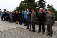 President of the Republic of Armenia laid a wreath at the Monument to the Unknown Hero on Mt. Avala