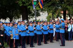 Serbian and Armenian presidents lay wreaths at the monument of gratitude of the Armenian people