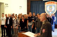 Badges and Certificates of Appreciation of the Fatherland to short-term volunteers
