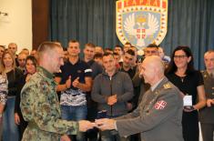 Badges and Certificates of Appreciation of the Fatherland to short-term volunteers