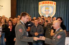 Badges and Certificates of Appreciation of the Fatherland to short-term volunteers