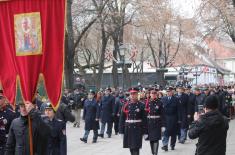 Holy Cross in the hands of Serbian Armed Forces members