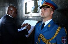 President of the Democratic Republic of Congo lays wreath at the Monument to the Unknown Hero