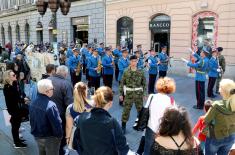 Promenadni defile Reprezentativnog orkestra i egzercir pripadnika Garde 