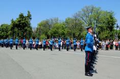 Promenadni defile Reprezentativnog orkestra i egzercir pripadnika Garde 