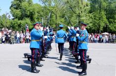 Promenadni defile Reprezentativnog orkestra i egzercir pripadnika Garde 