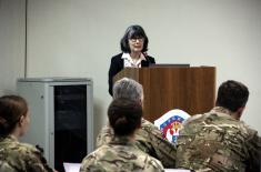Амбасадорка Меклауд посетила Управу за војно здравство