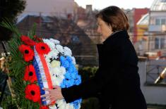 Ministers of Defense of Serbia and France pay tribute to the warriors from the Macedonian Front