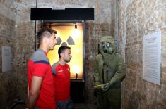 Red Star footballers visit ‘Defence 78’ exhibition  