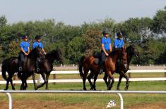Министар Вулин: Обнављање Коњичког вода, поштовање традиције и очување коњичког спорта 