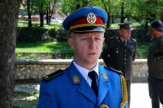 Promenadni defilei vojnih orkestara u Kragujevcu i Valjevu