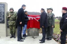 Otkrivena spomen-ploča vojniku Željku Gligoriću 