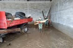 Armed Forces helping at Lučani