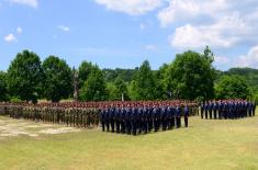 The President of the Republic and the Supreme Commander of the Serbian Armed Forces handed over military flags to the 72nd Special Operations Brigade and the 63rd Parachute Brigade