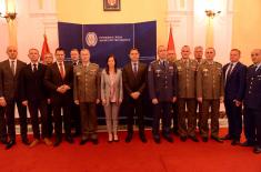 The meeting of the Minister of Defence with the students of Advanced Security and Defence Studies