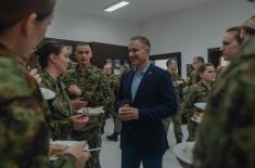 Ministar Stefanović sa pripadnicima Garde 