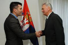 Defence Minister receives representatives of the Association of Military Pensioners